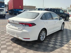 2025 تويوتا كورولا Hybrid LE