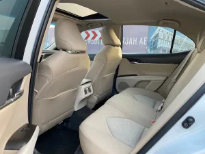2023 تويوتا كامري GLX