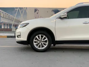 2021 نيسان اكس تريل ST-L