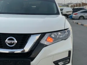 2021 نيسان اكس تريل ST-L