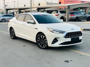 2023 JAC J7
