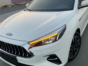 2023 JAC J7