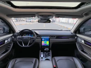 2023 JAC J7