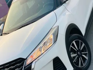 2022 Nissan KICKS SV