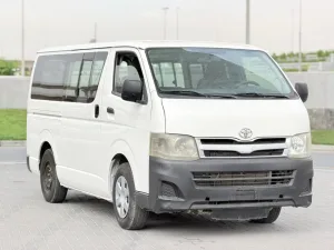 2012 تويوتا هياس standard