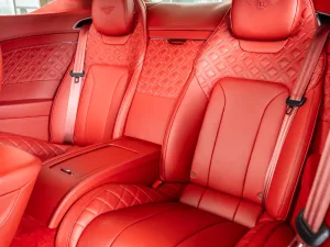 2021 بنتلي كونتيننتال GT V8