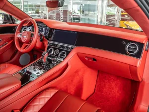 2021 بنتلي كونتيننتال GT V8