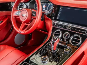 2021 بنتلي كونتيننتال GT V8