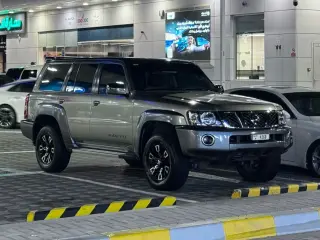 2023 Nissan Patrol Super Safari في Dubai سيارة مستعملة