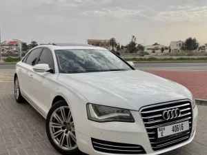 2011 اودي آي ٨ L