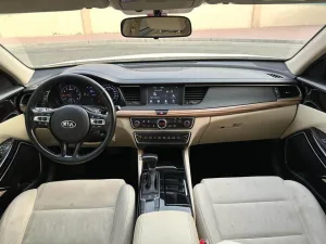 2020 Kia Cadenza Technology
