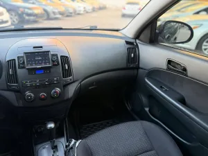 2011 هيونداي آي٣٠ Deluxe