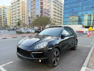 2013 Porsche Cayenne in Dubai used car