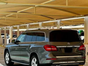 2017 مرسيدس-بنز GLS - جي ال اس GLS 550 4MATIC