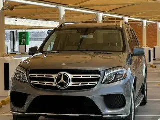 2017 Mercedes-Benz GLS في Dubai سيارة مستعملة
