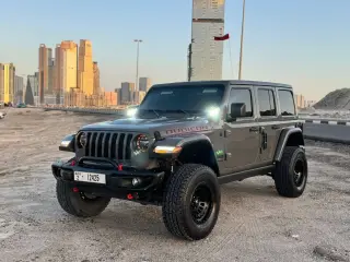 2020 Jeep Wrangler Unlimited في Dubai سيارة مستعملة