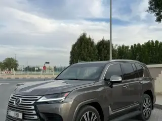 2024 Lexus LX 570 in Dubai used car