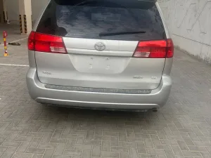 2005 تويوتا سيينا Limited