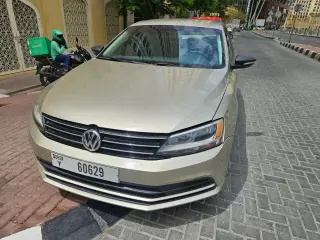 2016 Volkswagen Jetta in Dubai used car