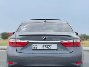 2013 لكزس ES - اي اس ES300h