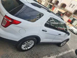 2015 فورد اكسبلورر Limited