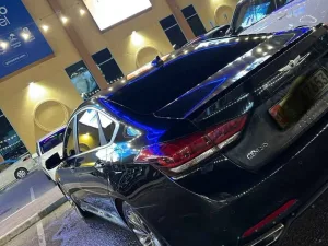 2015 هيونداي جينيسيس