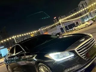 2015 Hyundai Genesis in Dubai used car