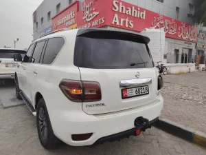 2013 نيسان باترول SE T2