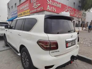 2013 نيسان باترول SE T2