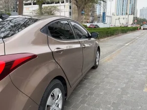 2016 هيونداي النترا Limited