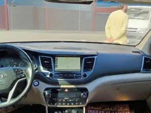 2017 هيونداي توسان Limited