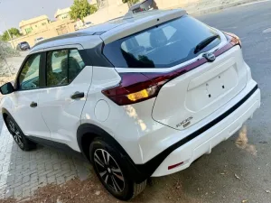 2022 نيسان كيكس SV
