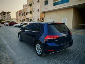 2017 فولجس فاجن جولف GTI