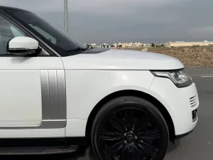 2014 لاند روفر رينج روفر HSE