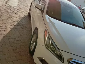 2016 هيونداي سوناتا Limited