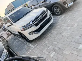 2020 Toyota Land Cruiser in Dubai used car