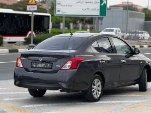 2016 نيسان صني SL