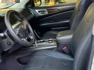 2013 نيسان باثفايندر SL