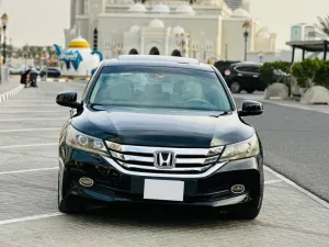 2015 هوندا أكورد EX