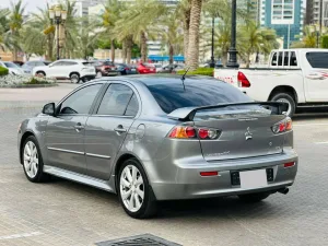 2015 ميتسوبيشي لانسر GT