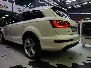 2010 اودي كيو٧ Premium Plus