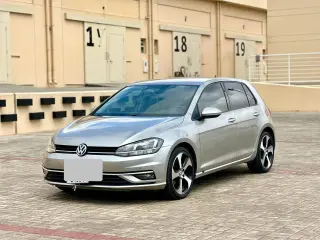 2018 Volkswagen Golf in Dubai used car