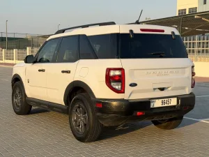 2023 فورد برنكو Base