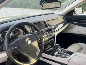2013 بي أم دابليو الفئة - 7 730LI