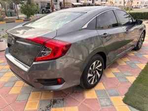 2019 هوندا سيفك LX