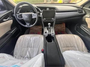 2019 هوندا سيفك LX