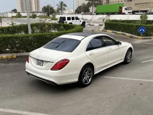 2015 مرسيدس-بنز الفئة - S S400