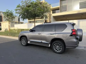 2020 تويوتا برادو VX