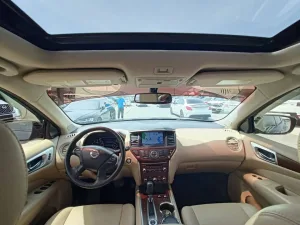 2017 Nissan Pathfinder SV