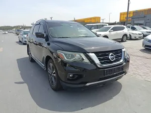 2017 Nissan Pathfinder SV